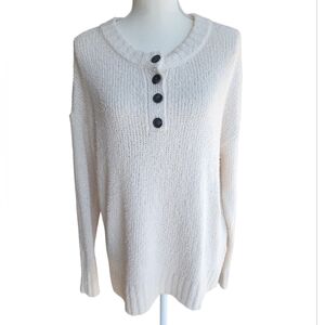 American Eagle Knit‎ Ivory Jegging Fit Button Sweater Size Medium